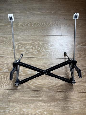 Roost laptop stand (origineel model) beschikbaar voor biedingen