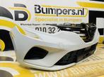 BUMPER Renault Clio 5 2019-2023 VOORBUMPER + Grill 2-F8-1028, Gebruikt, Ophalen of Verzenden, Bumper, Voor