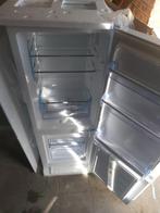 Nieuwe koelkast koel-vriescombinatie, Witgoed en Apparatuur, Nieuw, Met aparte vriezer, 140 tot 160 cm, 45 tot 60 cm