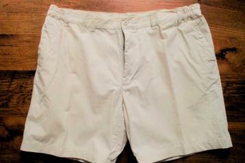 Prachtige zomer korte broek kleur crème merk Canda maat 60. beschikbaar voor biedingen