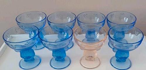 Mickey Mouse disney  kobalt blauw /roze ijscoupe / dessert, Verzamelen, Disney, Nieuw, Servies, Mickey Mouse, Ophalen of Verzenden