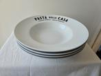 Vier Pastaborden - 27cm, Keramiek, Ophalen of Verzenden, Zo goed als nieuw, Bord(en)