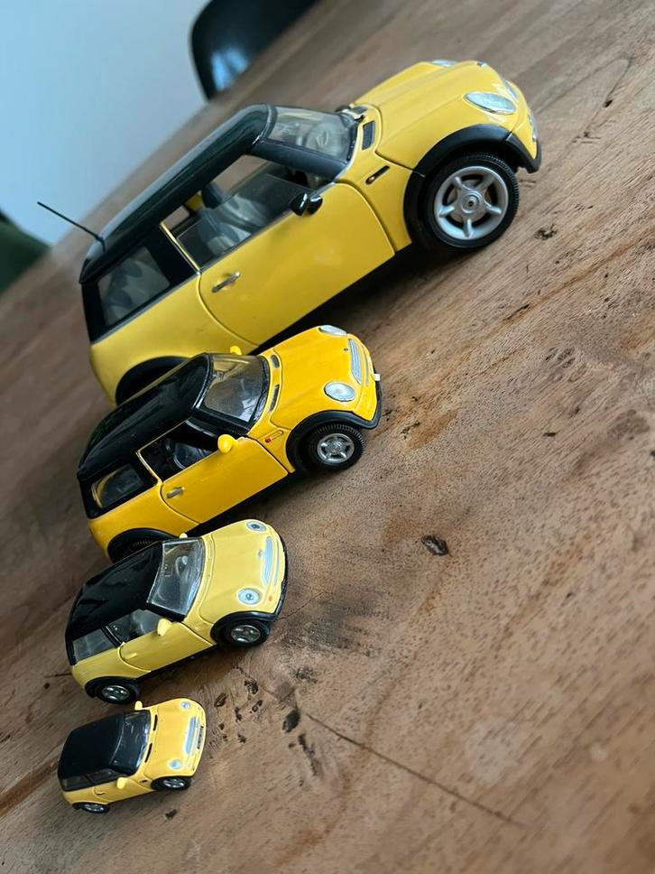 Mini Cooper Modelauto Collectie, 4 stuks, Hobby en Vrije tijd, Modelbouw | Auto's en Voertuigen, Zo goed als nieuw, Auto, 1:50 of kleiner