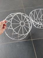 2 leuke metalen witte mandjes - nieuw, Overige materialen, Mand, Rond, Nieuw