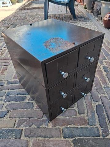 Ladeblok bureau groen bruin lades werk brocante   beschikbaar voor biedingen