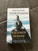 Arnaldur Indridason - Vallende stenen, Boeken, Thrillers, Arnaldur Indridason, Ophalen of Verzenden, Zo goed als nieuw, Nederland