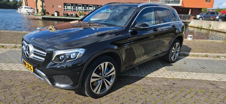 Mercedes-Benz GLC 350 e Plug-in Hybrid 327pk 4MATIC Carplay, Auto's, Mercedes-Benz, Bedrijf, Te koop, GLC, 4x4, ABS, Achteruitrijcamera