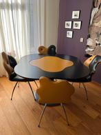 Leolux Antipode eettafel met Clemens Briels stoelen, Huis en Inrichting, Ophalen, Gebruikt, 80's, 4 tot 6 stoelen