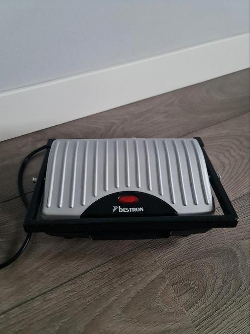 BESTRON PANINIGRILL DSW29 | TOSTIGRILL | CONTACTGRILL, Witgoed en Apparatuur, Contactgrills, Zo goed als nieuw, Vaatmachinebestendige platen