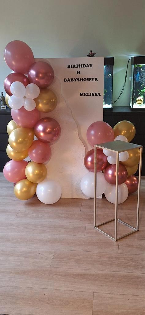 Welkomstbord te huur - bruiloft, verjaardag, babyshower, Hobby en Vrije tijd, Feestartikelen | Verhuur, Zo goed als nieuw, Geboorte of Huwelijk