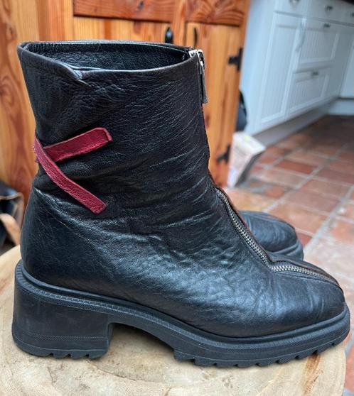 ZGAN Stoere Papucei enkellaars model Hoola – maat 40/41, Kleding | Dames, Schoenen, Zo goed als nieuw, Lage of Enkellaarzen, Zwart