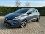 Renault Clio Intens TCe 90pk S&S 2018 Grijs, Auto's, Renault, Voorwielaandrijving, 898 cc, Leder en Stof, Origineel Nederlands