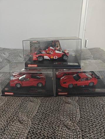 2x Ferrari Carrera Evolution 1/43 - Nieuwstaat! beschikbaar voor biedingen