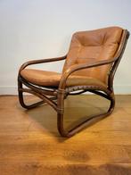 Vintage rotan fauteuil met leren kussens uit 1970
