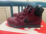 Nike MD Runner 2 Mid Premium - Bordeaux - Maat 38 - Nieuw, Kleding | Dames, Nike, Nieuw, Ophalen of Verzenden, Sneakers of Gympen