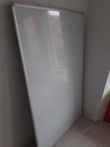 magnetisch metalen whiteboard beschikbaar voor biedingen
