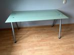 Ikea bureau GALANT, Huis en Inrichting, Bureaus, Ophalen, In hoogte verstelbaar, Zo goed als nieuw, Bureau