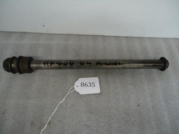 RF900 1993 - 1996 Suzuki As As achterwiel D1-10822 beschikbaar voor biedingen