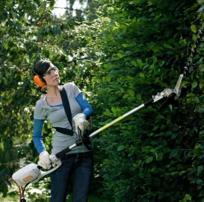 STIHL HLE 71 K Elektrische Heggenschaar Op Steel - 50 cm, Tuin en Terras, Heggenscharen, Zo goed als nieuw, Elektrisch, Ophalen