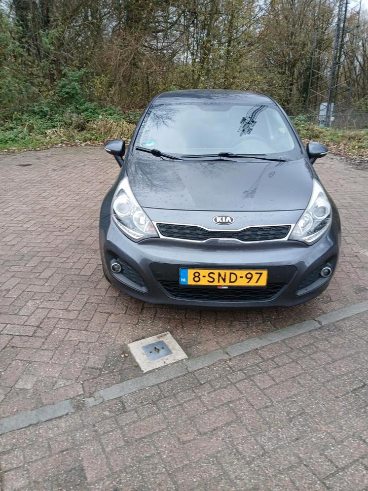 Auto, Auto's, Kia, Particulier, Rio, Benzine, A, Hatchback, Handgeschakeld, Origineel Nederlands, Zilver of Grijs, Stof, Voorwielaandrijving