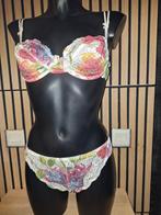 Sexy fleurig setje van Misshelen slip maat 42/44 cup 90C, Kleding | Dames, Ophalen of Verzenden