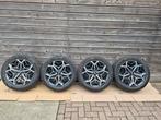 Hyundai Tucson N-line velgen met banden en tpms, Gebruikt, Banden en Velgen, 235 mm, Zomerbanden