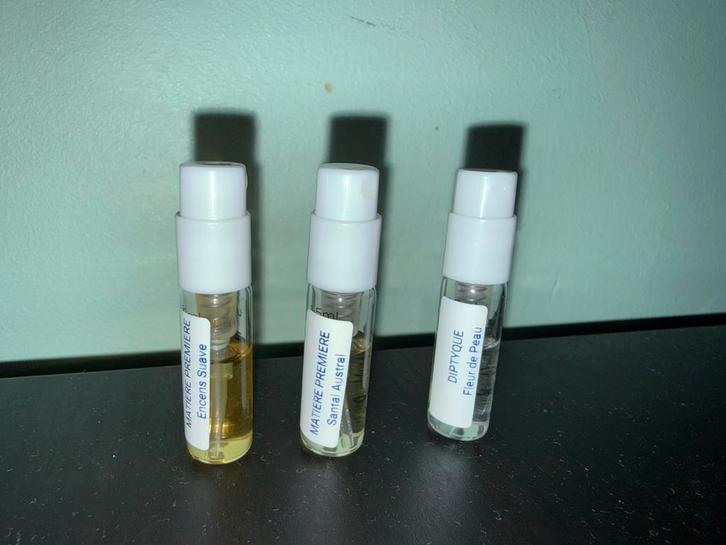 Niche samples & decants, Sieraden, Tassen en Uiterlijk, Uiterlijk | Gezichtsverzorging, Zo goed als nieuw, Gehele gezicht, Ophalen of Verzenden