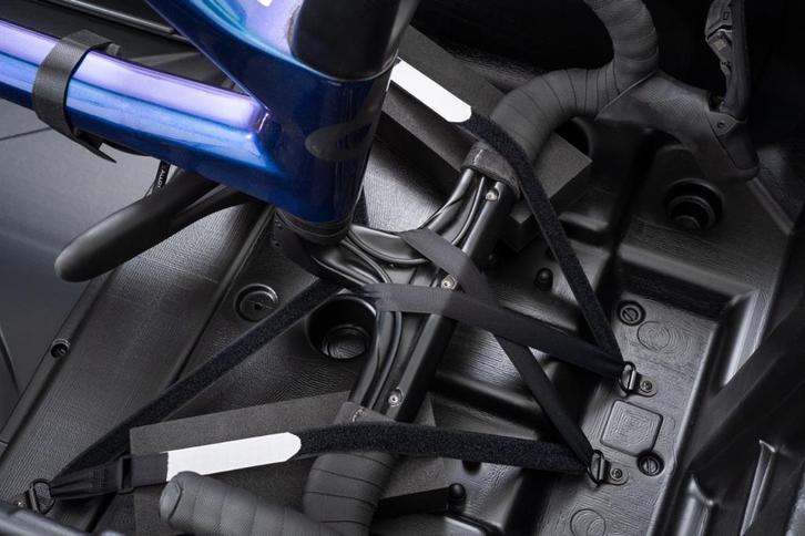 Harde fietskoffer waarin je stuur kan blijven zitten, Fietsen en Brommers, Fietsaccessoires | Fietstassen, Nieuw, Ophalen