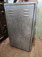 Zadel kast, Dieren en Toebehoren, Paarden en Pony's | Overige Paardenspullen, Ophalen, Gebruikt, Overige soorten