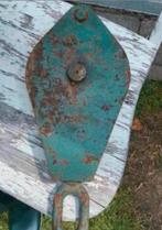 Oude +- 40 cm. Grote Zware Industriële IJzeren Katrol, Ophalen of Verzenden, Gebruikt