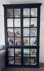 Descartes Library Windows of Maisons du Monde, Huis en Inrichting, Ophalen
