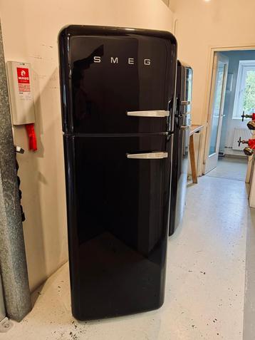 Smeg Koelkast Zwart - vriezer fab30 beschikbaar voor biedingen