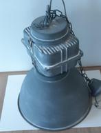 2 hanglampen (industriële look), Huis en Inrichting, Lampen | Hanglampen, Ophalen, Gebruikt, 50 tot 75 cm, Metaal