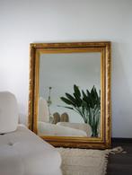 Unieke oude geslepen spiegel met brede gouden lijst, Ophalen of Verzenden, Rechthoekig