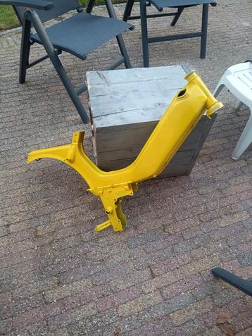S25 frame cross  beschikbaar voor biedingen
