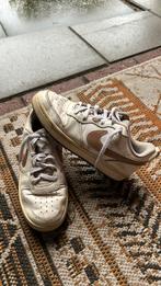 Nike schoenen, Ophalen, Gedragen, Sneakers of Gympen