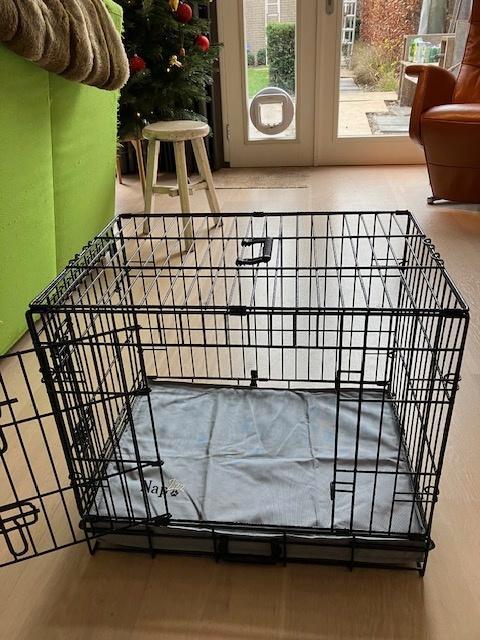 Hondenbench, Dieren en Toebehoren, Hondenbenches, Zo goed als nieuw, Ophalen