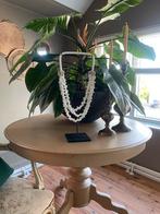 Riverdale ornament necklace wit, Ophalen of Verzenden, Zo goed als nieuw