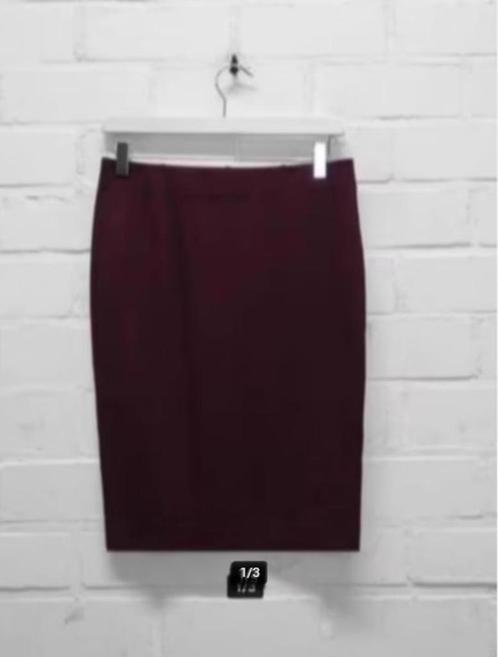 Rosemunde - Bordeauxrode stretchrok maat 42 - Nieuw €100, Kleding | Dames, Rokken, Nieuw, Maat 42/44 (L), Rood, Boven de knie