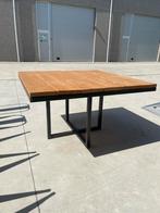 Vierkante tafel 120x120 - Metalen onderstel, Huis en Inrichting, Tafels | Eettafels, Ophalen, Gebruikt, 50 tot 100 cm, 100 tot 150 cm