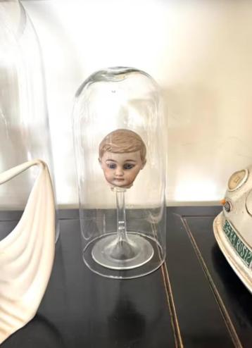 BROCANTE oude glazen stolp CHCS beschikbaar voor biedingen