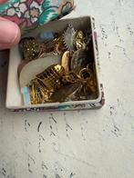 Franse goud kleurige sieraden stoffen bloemen doos, Verzenden, Zo goed als nieuw, Goud, Zilver