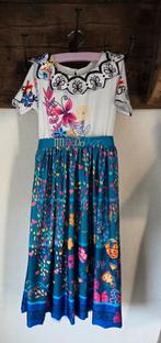Mirabel Jurk Encanto - Maat 130, Ophalen, Zo goed als nieuw, Meisje, Jurk of Rok