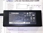 Toshiba PA3290E-3AC3 LITE-ON PA-1121-0 19V 6.3A 120W Adapter, Ophalen of Verzenden, Zo goed als nieuw, Toshiba