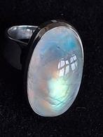 Zilveren ring (925) met maansteen, 18 tot 19, Verzenden, Zo goed als nieuw, Met edelsteen