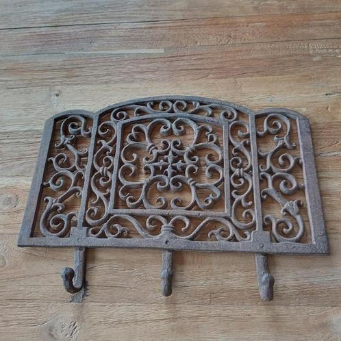gietijzeren keuken/wandrek met 3 haken haard/keuken, Huis en Inrichting, Keuken | Keukenbenodigdheden, Gebruikt, Ophalen of Verzenden