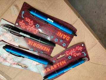Partij handel light up pennen beschikbaar voor biedingen