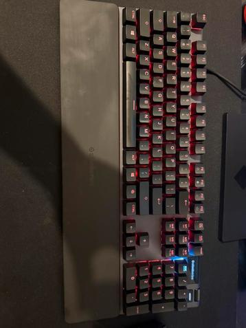 Steelseries apex 5 beschikbaar voor biedingen