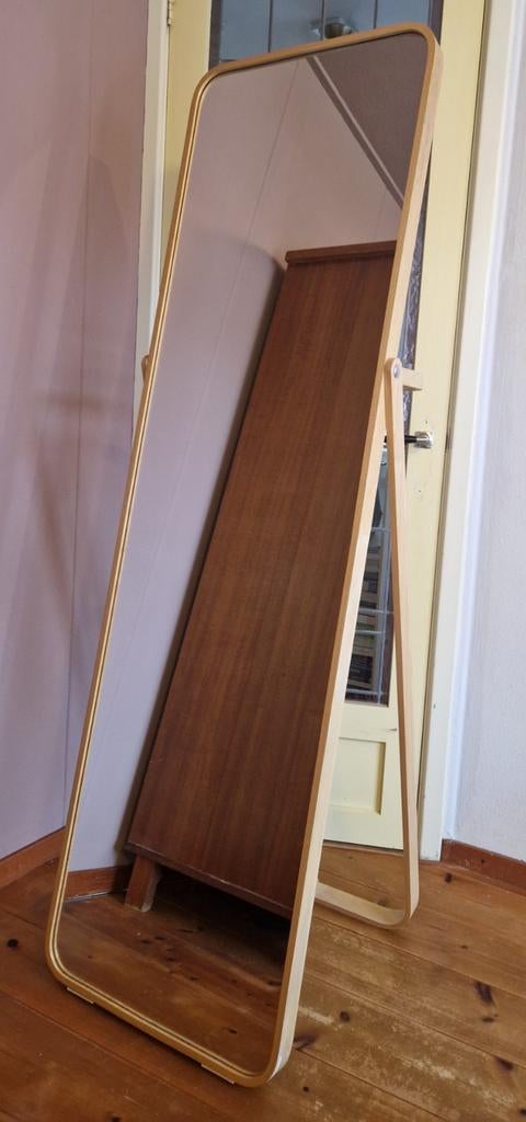 Spiegel staand essenhout (ikea ikornnes) deens design, Huis en Inrichting, Woonaccessoires | Spiegels, Ophalen, Rechthoekig, Minder dan 50 cm