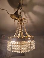 2 bijna identieke plafondlampen  kristal vintage p/st 59.95